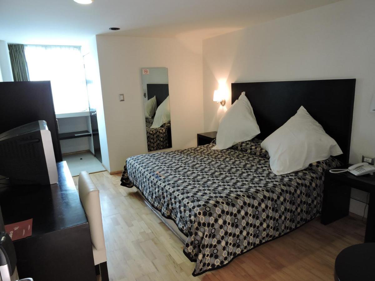 Hotel Granada Puebla de Zaragoza Esterno foto