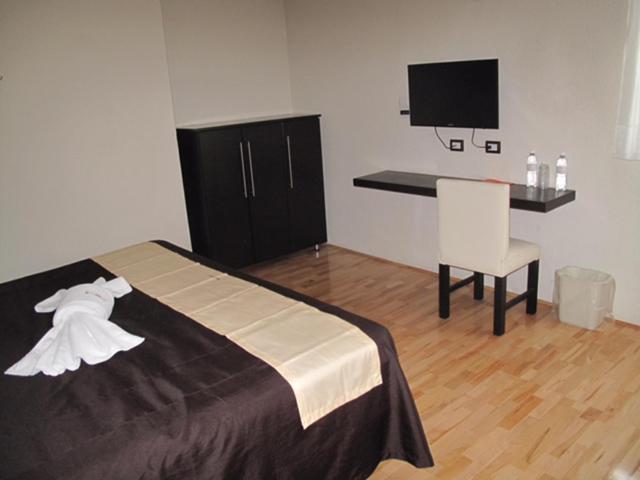 Hotel Granada Puebla de Zaragoza Esterno foto