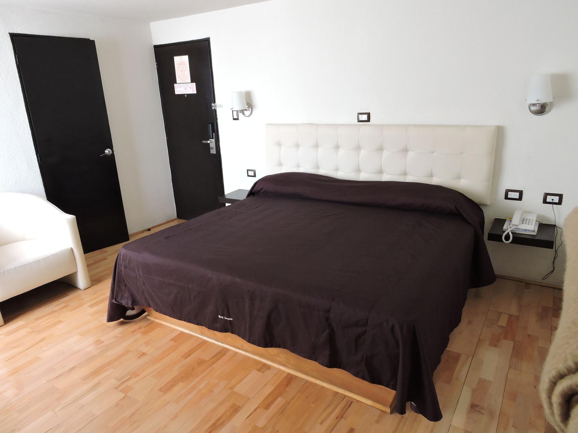 Hotel Granada Puebla de Zaragoza Esterno foto