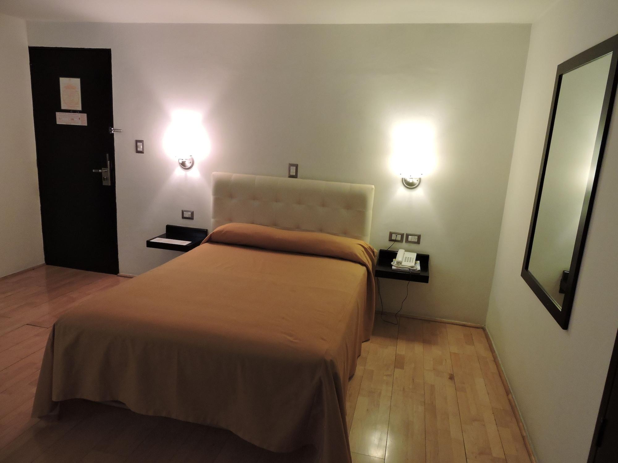 Hotel Granada Puebla de Zaragoza Esterno foto